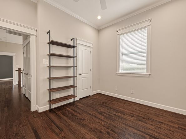 1431 W 25th Street, Houston TX 77008