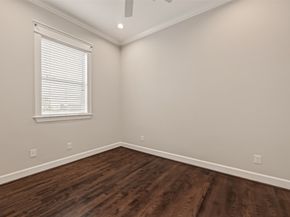 1431 W 25th Street, Houston TX 77008