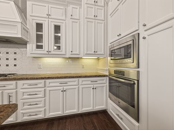 1431 W 25th Street, Houston TX 77008