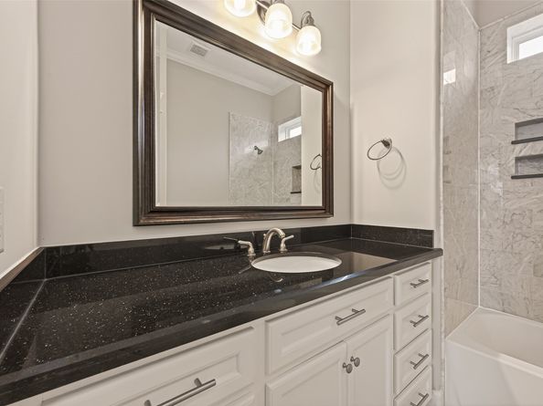 1431 W 25th Street, Houston TX 77008