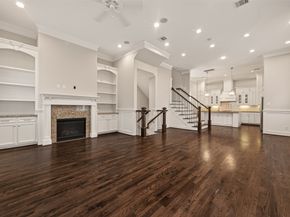 1431 W 25th Street, Houston TX 77008