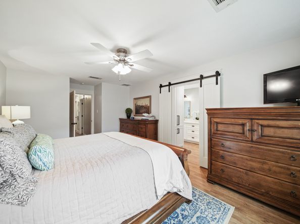 3019 Riata Lane, Houston TX 77043