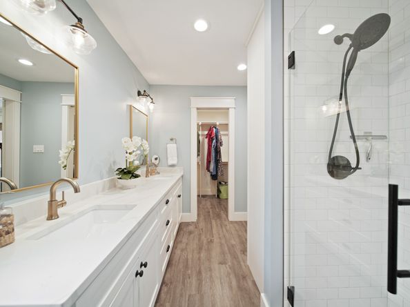 3019 Riata Lane, Houston TX 77043