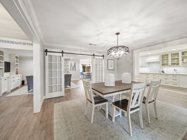 3019 Riata Lane, Houston TX 77043