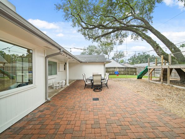 3019 Riata Lane, Houston TX 77043