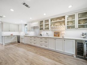 3019 Riata Lane, Houston TX 77043