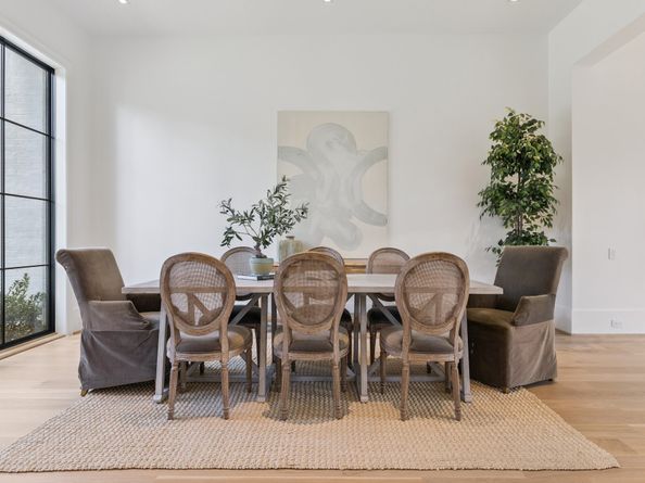 2711 Eastgrove Lane, Houston TX 77027