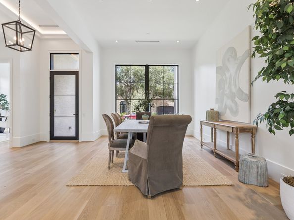 2711 Eastgrove Lane, Houston TX 77027