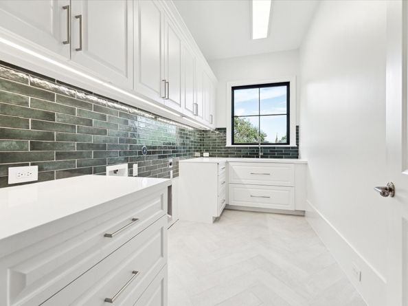 2711 Eastgrove Lane, Houston TX 77027