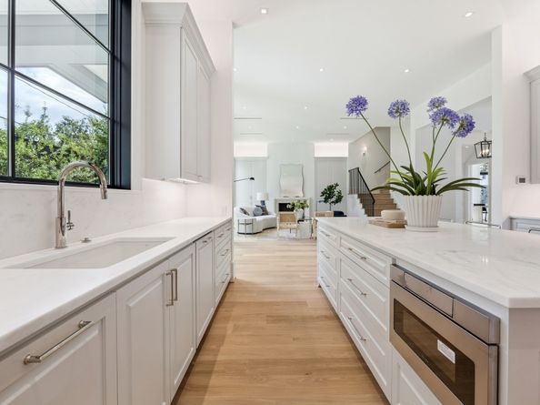 2711 Eastgrove Lane, Houston TX 77027