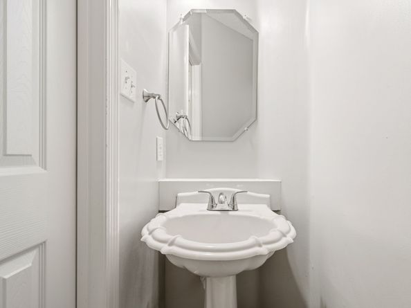 59 N Avonlea Circle, The Woodlands TX 77382