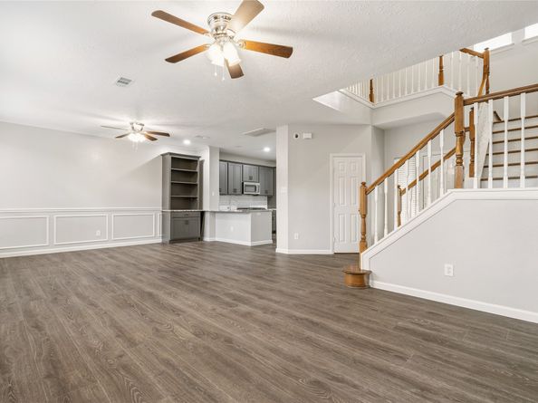 59 N Avonlea Circle, The Woodlands TX 77382