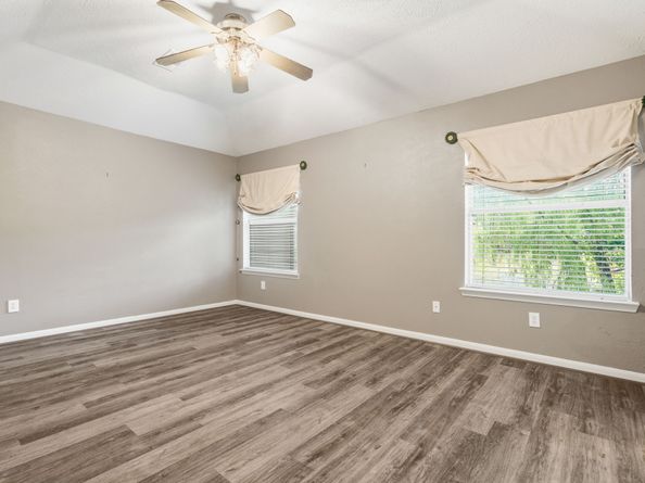 59 N Avonlea Circle, The Woodlands TX 77382