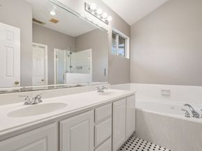 59 N Avonlea Circle, The Woodlands TX 77382