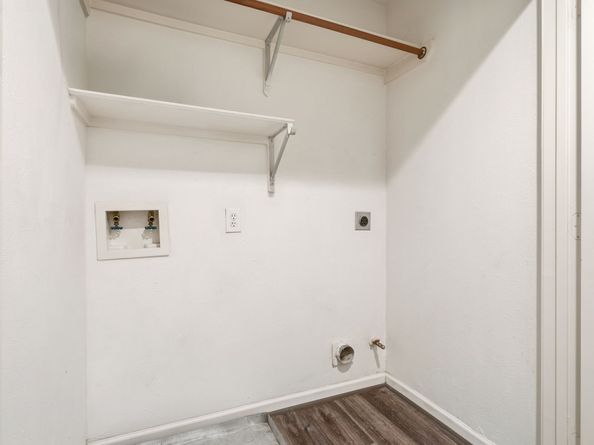 59 N Avonlea Circle, The Woodlands TX 77382