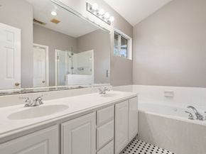 59 N Avonlea Circle, The Woodlands TX 77382