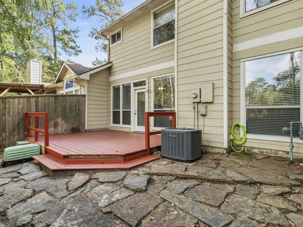 59 N Avonlea Circle, The Woodlands TX 77382