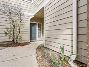 59 N Avonlea Circle, The Woodlands TX 77382