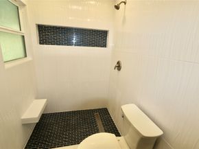 7118 Edgemoor Drive, Houston TX 77074