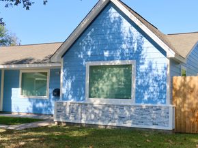 7118 Edgemoor Drive, Houston TX 77074