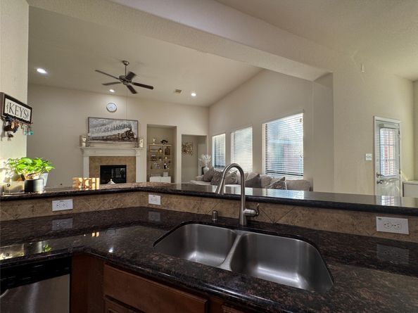 7818 Pacific Spring Lane, Richmond TX 77407