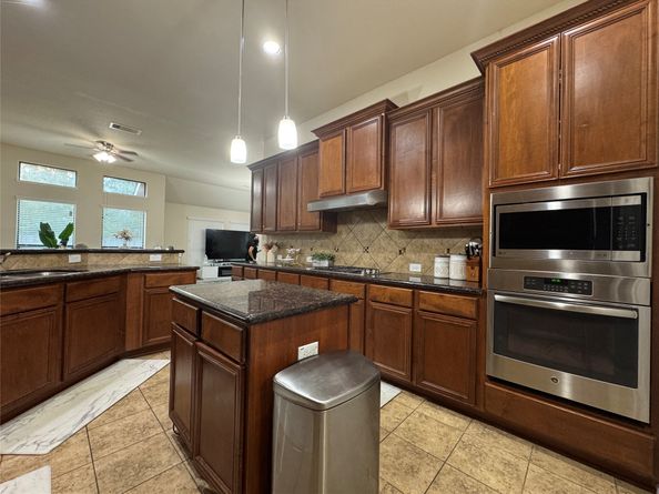 7818 Pacific Spring Lane, Richmond TX 77407