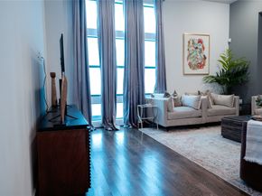 2826 Clay Street, Houston TX 77003