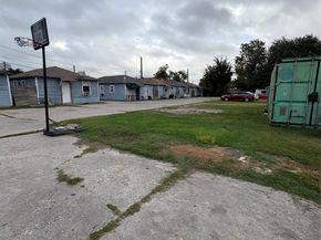 3102 Christie Street, Houston TX 77026