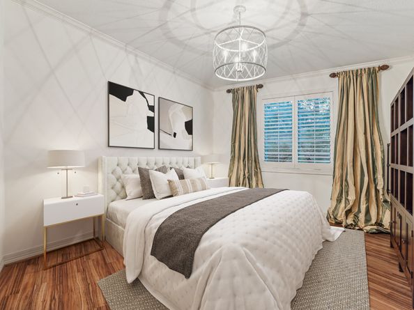 918 Huntington Cove, Houston TX 77063