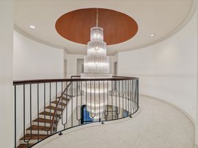 918 Huntington Cove, Houston TX 77063