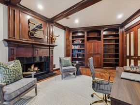 918 Huntington Cove, Houston TX 77063