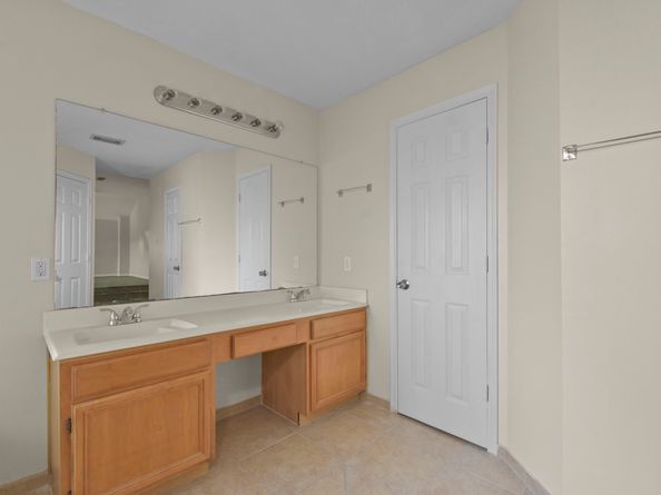 4911 Silver Fox Drive, Houston TX 77066