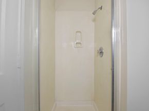 4911 Silver Fox Drive, Houston TX 77066