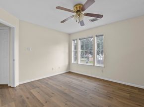 4911 Silver Fox Drive, Houston TX 77066