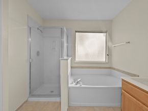 4911 Silver Fox Drive, Houston TX 77066