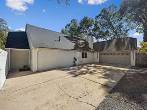 10203 Meadow Lake Lane, Houston TX 77042