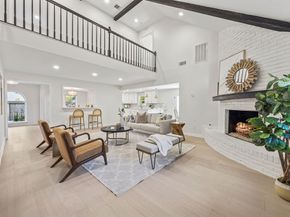 10203 Meadow Lake Lane, Houston TX 77042