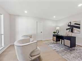 10203 Meadow Lake Lane, Houston TX 77042