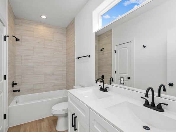 6824 Calhoun Road, Houston TX 77021