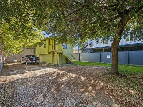 338 Cortlandt Street, Houston TX 77007