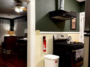 338 Cortlandt Street, Houston TX 77007