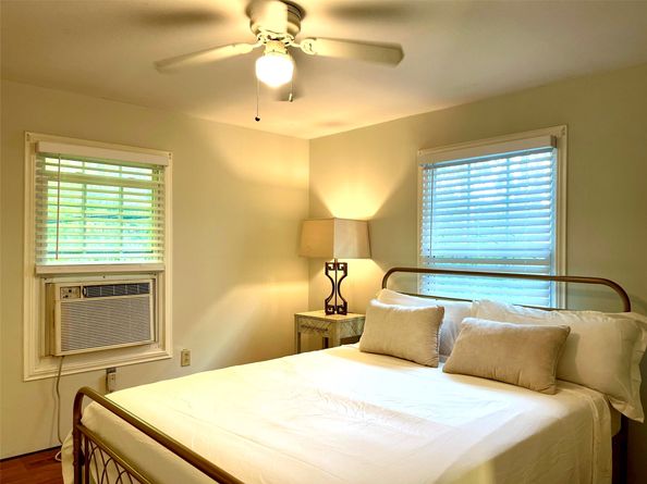 338 Cortlandt Street, Houston TX 77007