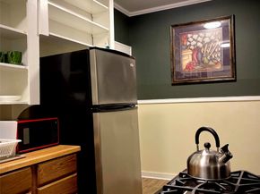 338 Cortlandt Street, Houston TX 77007