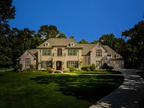 5342 Pine Wood Hills Court, Spring TX 77386