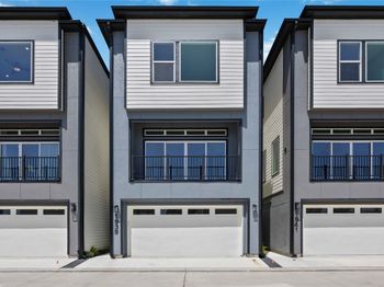 1935 Knoll Square Drive