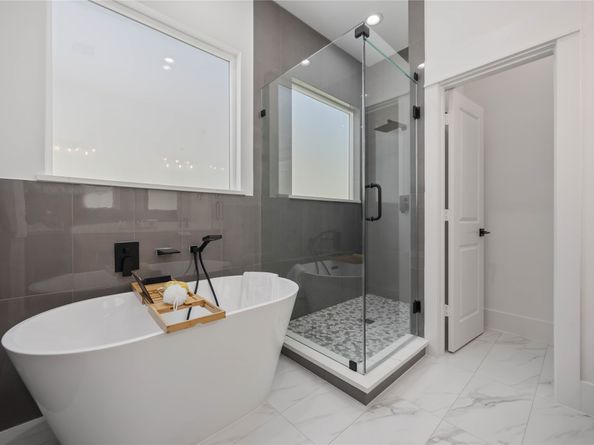 1935 Knoll Square Drive, Houston TX 77080