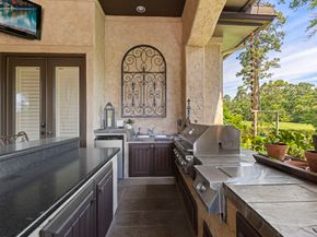 38 Post Shadow Estate Drive, Spring TX 77389