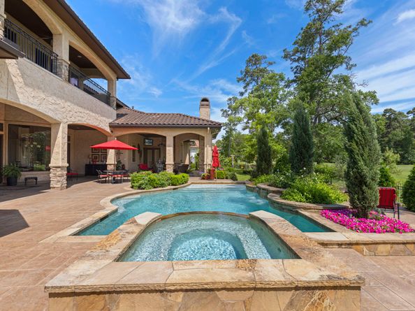 38 Post Shadow Estate Drive, Spring TX 77389