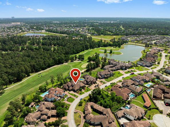 38 Post Shadow Estate Drive, Spring TX 77389