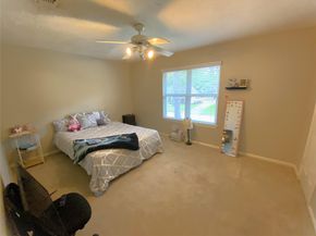 15810 Knoll Lake Drive, Houston TX 77095